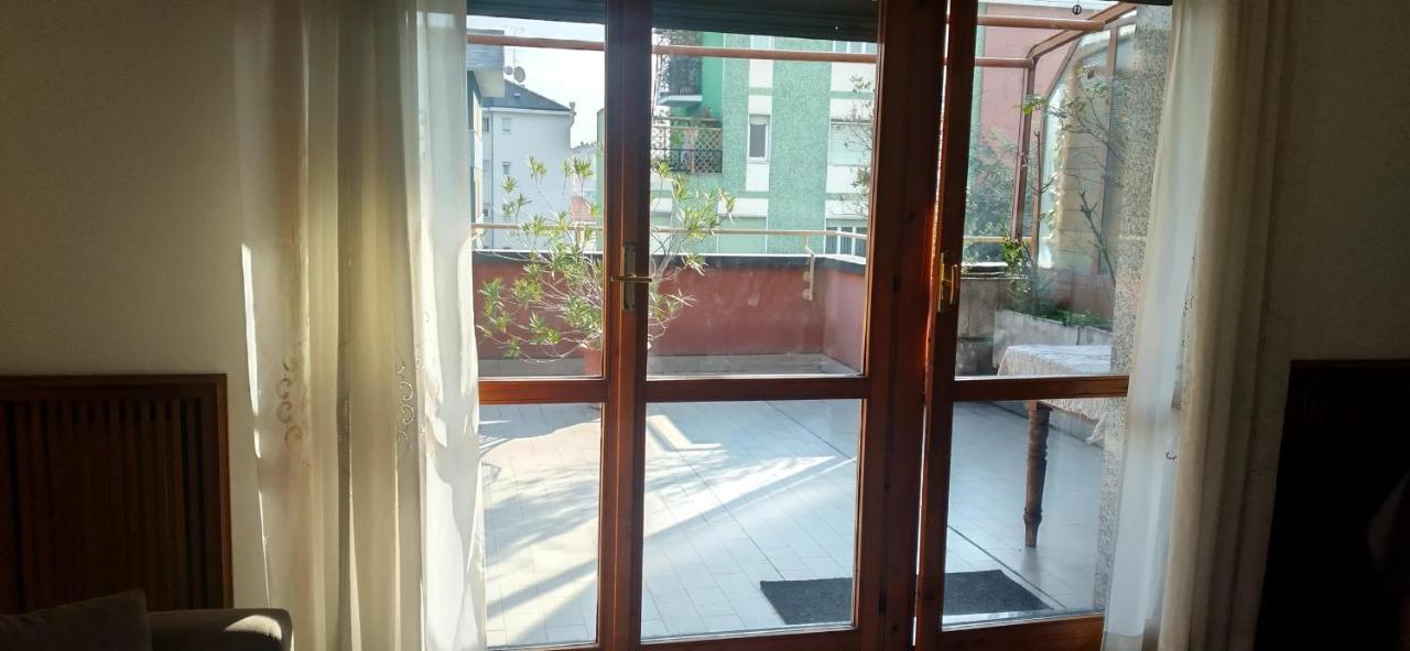 Meraviglioso Super Attico Con Terrazza 米兰 外观 照片