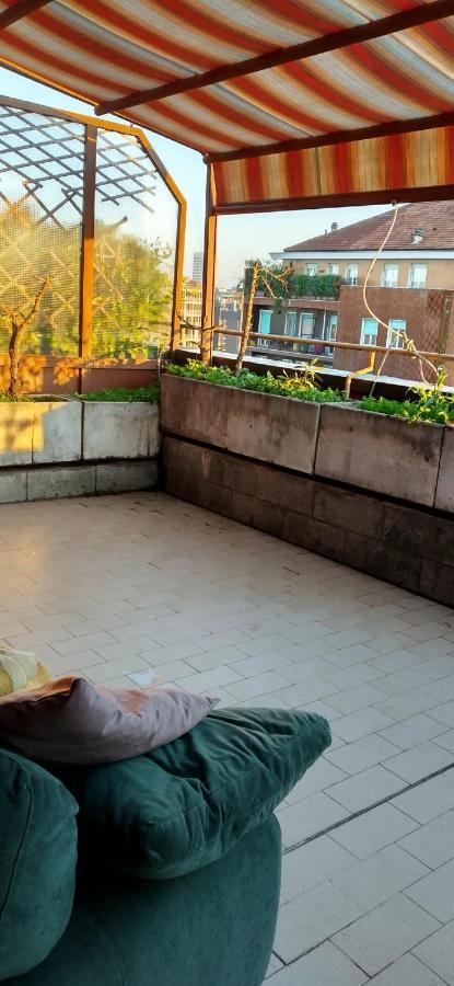 Meraviglioso Super Attico Con Terrazza 米兰 外观 照片