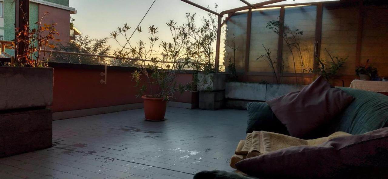 Meraviglioso Super Attico Con Terrazza 米兰 外观 照片